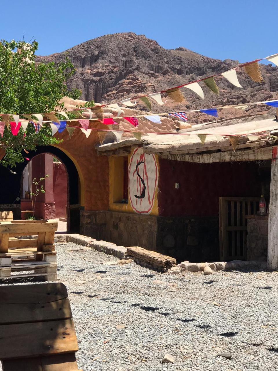 El Farolito Hostel Tilcara Εξωτερικό φωτογραφία